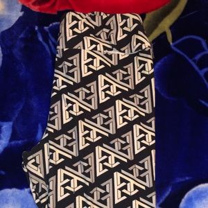 TC black, White, and grey Lularoe leggings